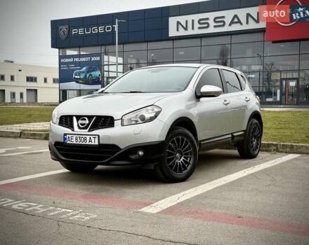 Серый Ниссан Кашкай, объемом двигателя 2 л и пробегом 135 тыс. км за 10500 $, фото 1 на Automoto.ua