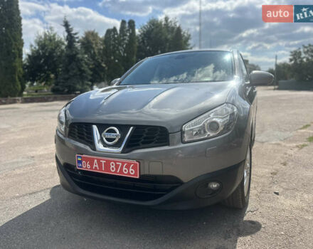 Серый Ниссан Кашкай, объемом двигателя 1.5 л и пробегом 230 тыс. км за 10100 $, фото 1 на Automoto.ua