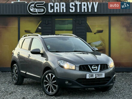 Сірий Ніссан Кашкай, об'ємом двигуна 1.6 л та пробігом 250 тис. км за 10700 $, фото 1 на Automoto.ua
