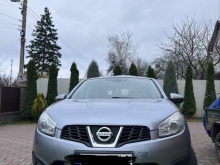 Серый Ниссан Кашкай, объемом двигателя 2 л и пробегом 298 тыс. км за 10000 $, фото 1 на Automoto.ua