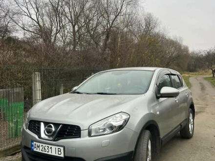 Серый Ниссан Кашкай, объемом двигателя 1.6 л и пробегом 242 тыс. км за 9800 $, фото 1 на Automoto.ua