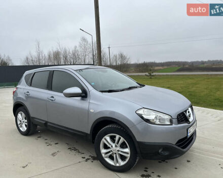 Серый Ниссан Кашкай, объемом двигателя 1.5 л и пробегом 280 тыс. км за 10700 $, фото 1 на Automoto.ua