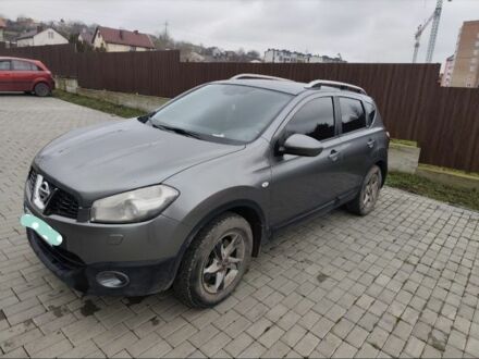 Серый Ниссан Кашкай, объемом двигателя 1.6 л и пробегом 207 тыс. км за 10500 $, фото 1 на Automoto.ua