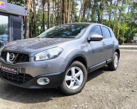 Серый Ниссан Кашкай, объемом двигателя 1.6 л и пробегом 205 тыс. км за 9800 $, фото 1 на Automoto.ua