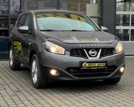 Серый Ниссан Кашкай, объемом двигателя 2 л и пробегом 260 тыс. км за 11500 $, фото 1 на Automoto.ua