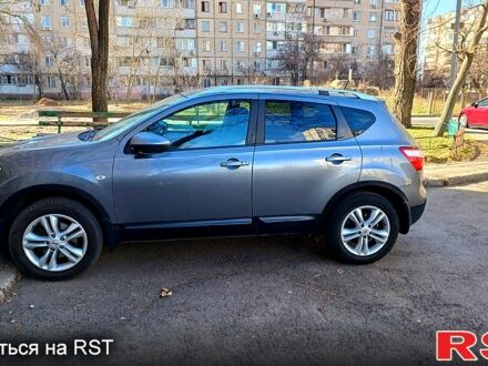 Серый Ниссан Кашкай, объемом двигателя 1.5 л и пробегом 162 тыс. км за 10500 $, фото 1 на Automoto.ua