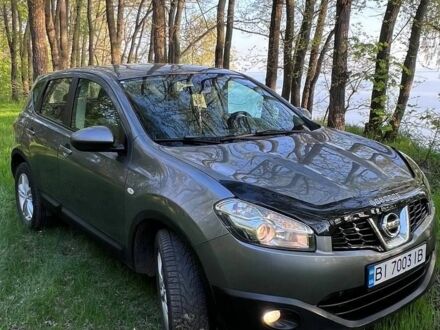 Серый Ниссан Кашкай, объемом двигателя 1.6 л и пробегом 285 тыс. км за 10600 $, фото 1 на Automoto.ua