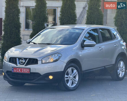Серый Ниссан Кашкай, объемом двигателя 1.5 л и пробегом 264 тыс. км за 9299 $, фото 1 на Automoto.ua