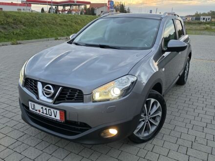 Серый Ниссан Кашкай, объемом двигателя 1.6 л и пробегом 246 тыс. км за 11600 $, фото 1 на Automoto.ua