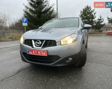 Серый Ниссан Кашкай, объемом двигателя 1.6 л и пробегом 220 тыс. км за 10450 $, фото 1 на Automoto.ua