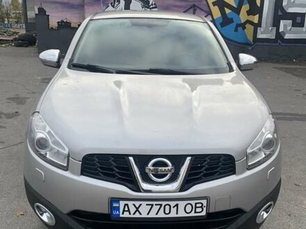 Серый Ниссан Кашкай, объемом двигателя 1.6 л и пробегом 147 тыс. км за 9999 $, фото 1 на Automoto.ua