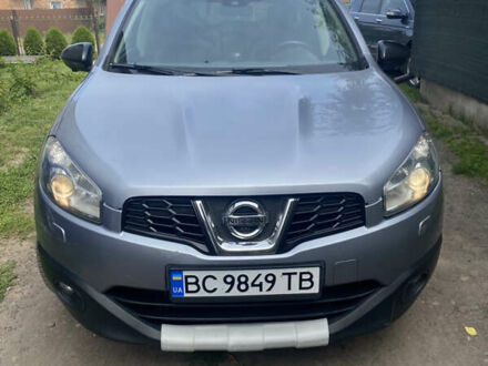 Серый Ниссан Кашкай, объемом двигателя 1.6 л и пробегом 254 тыс. км за 12500 $, фото 1 на Automoto.ua