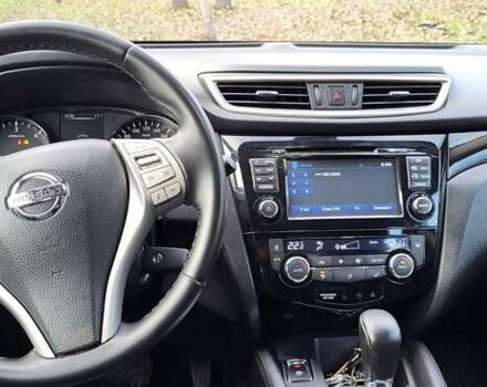 Сірий Ніссан Кашкай, об'ємом двигуна 1.6 л та пробігом 200 тис. км за 12250 $, фото 1 на Automoto.ua