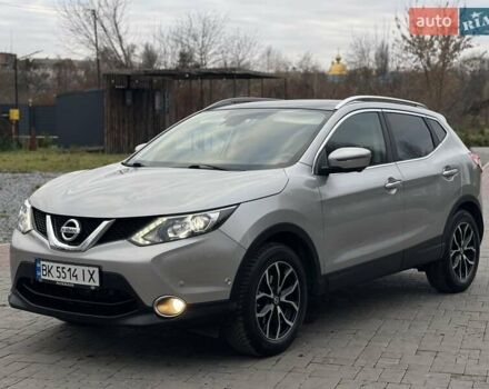 Сірий Ніссан Кашкай, об'ємом двигуна 1.2 л та пробігом 83 тис. км за 13500 $, фото 1 на Automoto.ua