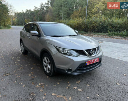 Сірий Ніссан Кашкай, об'ємом двигуна 1.5 л та пробігом 188 тис. км за 14900 $, фото 1 на Automoto.ua