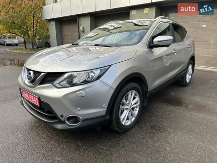 Серый Ниссан Кашкай, объемом двигателя 1.5 л и пробегом 235 тыс. км за 15499 $, фото 1 на Automoto.ua
