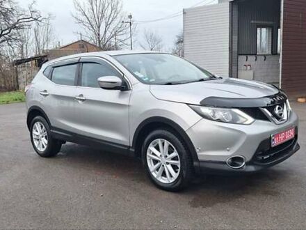 Серый Ниссан Кашкай, объемом двигателя 1.5 л и пробегом 120 тыс. км за 14900 $, фото 1 на Automoto.ua