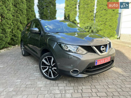 Серый Ниссан Кашкай, объемом двигателя 1.6 л и пробегом 227 тыс. км за 15800 $, фото 1 на Automoto.ua