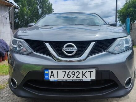 Ниссан Кашкай 2016 в Киеве на Automoto.ua Серый Ниссан Кашкай, объемом двигателя 1.2 л и пробегом 186 тыс. км за 11500 $, фото 1 на Automoto.ua