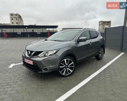 Серый Ниссан Кашкай, объемом двигателя 1.6 л и пробегом 230 тыс. км за 14350 $, фото 1 на Automoto.ua