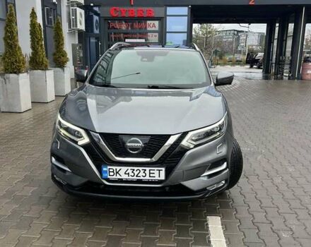 Серый Ниссан Кашкай, объемом двигателя 2 л и пробегом 199 тыс. км за 17999 $, фото 1 на Automoto.ua