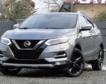 Сірий Ніссан Кашкай, об'ємом двигуна 1.3 л та пробігом 50 тис. км за 8000 $, фото 1 на Automoto.ua