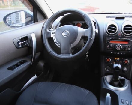 Синий Ниссан Кашкай, объемом двигателя 1.6 л и пробегом 169 тыс. км за 7500 $, фото 9 на Automoto.ua