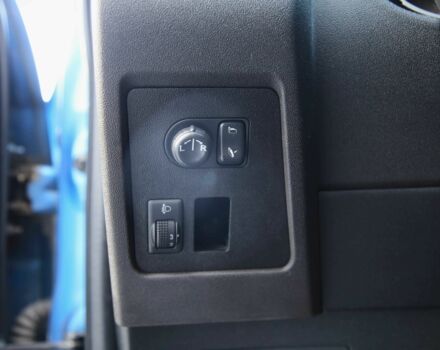 Синий Ниссан Кашкай, объемом двигателя 1.6 л и пробегом 169 тыс. км за 7500 $, фото 18 на Automoto.ua