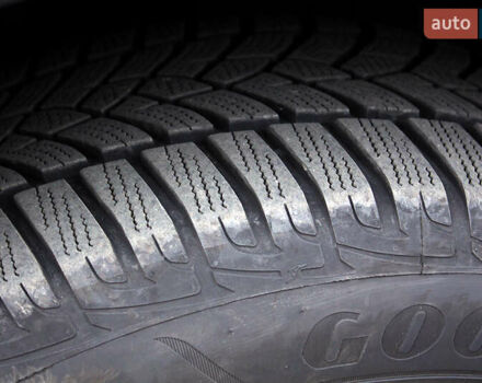 Синий Ниссан Кашкай, объемом двигателя 1.5 л и пробегом 178 тыс. км за 9800 $, фото 46 на Automoto.ua