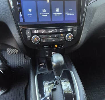 Синій Ніссан Кашкай, об'ємом двигуна 1.2 л та пробігом 132 тис. км за 13850 $, фото 60 на Automoto.ua