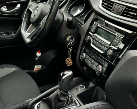 Синий Ниссан Кашкай, объемом двигателя 1.6 л и пробегом 91 тыс. км за 15700 $, фото 14 на Automoto.ua