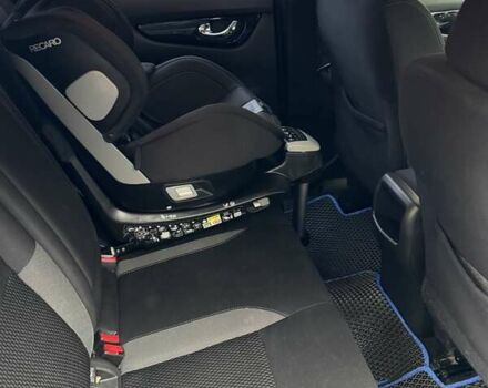 Синий Ниссан Кашкай, объемом двигателя 1.6 л и пробегом 180 тыс. км за 17000 $, фото 5 на Automoto.ua