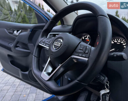 Синий Ниссан Кашкай, объемом двигателя 1.6 л и пробегом 107 тыс. км за 16350 $, фото 97 на Automoto.ua