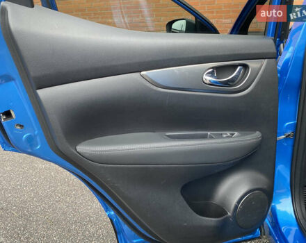 Синий Ниссан Кашкай, объемом двигателя 1.6 л и пробегом 149 тыс. км за 17000 $, фото 32 на Automoto.ua