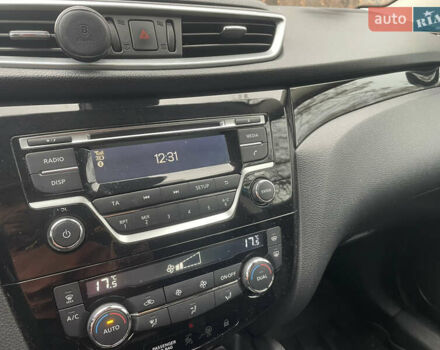 Синий Ниссан Кашкай, объемом двигателя 1.6 л и пробегом 102 тыс. км за 17000 $, фото 9 на Automoto.ua