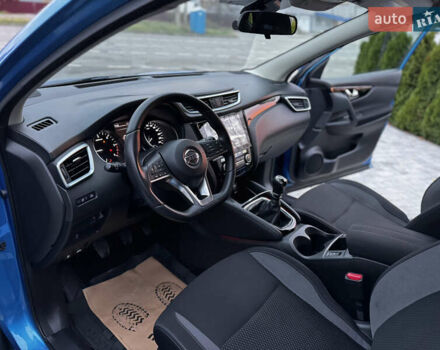 Синий Ниссан Кашкай, объемом двигателя 1.6 л и пробегом 107 тыс. км за 16350 $, фото 73 на Automoto.ua