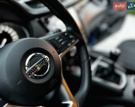 Синий Ниссан Кашкай, объемом двигателя 1.6 л и пробегом 107 тыс. км за 16350 $, фото 75 на Automoto.ua