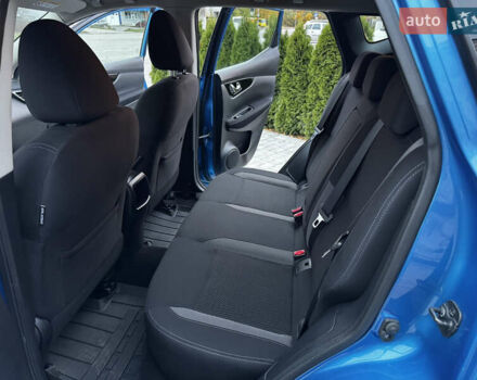 Синий Ниссан Кашкай, объемом двигателя 1.6 л и пробегом 107 тыс. км за 16350 $, фото 88 на Automoto.ua