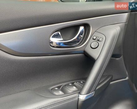 Синий Ниссан Кашкай, объемом двигателя 1.6 л и пробегом 149 тыс. км за 17000 $, фото 27 на Automoto.ua