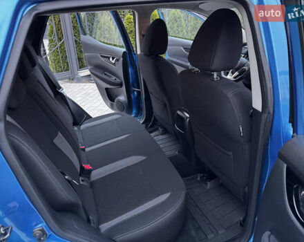 Синий Ниссан Кашкай, объемом двигателя 1.6 л и пробегом 107 тыс. км за 16350 $, фото 89 на Automoto.ua