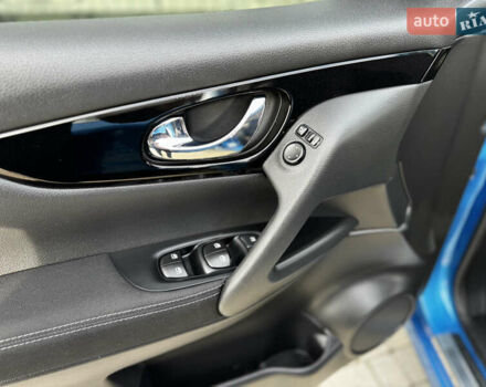 Синий Ниссан Кашкай, объемом двигателя 2 л и пробегом 60 тыс. км за 17900 $, фото 69 на Automoto.ua