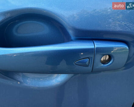 Синий Ниссан Кашкай, объемом двигателя 1.6 л и пробегом 101 тыс. км за 18999 $, фото 12 на Automoto.ua