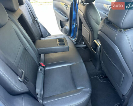 Синий Ниссан Кашкай, объемом двигателя 1.6 л и пробегом 101 тыс. км за 18999 $, фото 20 на Automoto.ua