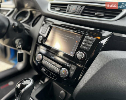 Синий Ниссан Кашкай, объемом двигателя 2 л и пробегом 60 тыс. км за 17900 $, фото 88 на Automoto.ua