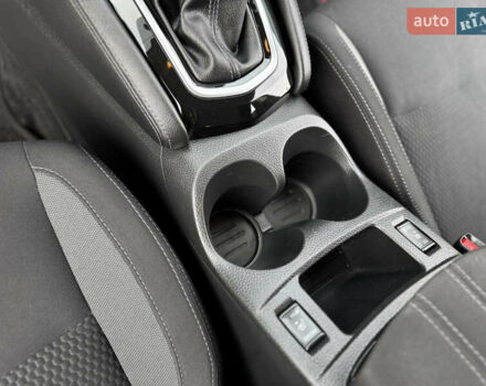 Синий Ниссан Кашкай, объемом двигателя 2 л и пробегом 60 тыс. км за 17900 $, фото 68 на Automoto.ua