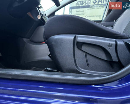 Синий Ниссан Кашкай, объемом двигателя 1.6 л и пробегом 186 тыс. км за 18790 $, фото 52 на Automoto.ua