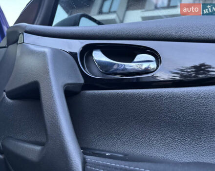 Синий Ниссан Кашкай, объемом двигателя 1.6 л и пробегом 186 тыс. км за 18790 $, фото 66 на Automoto.ua