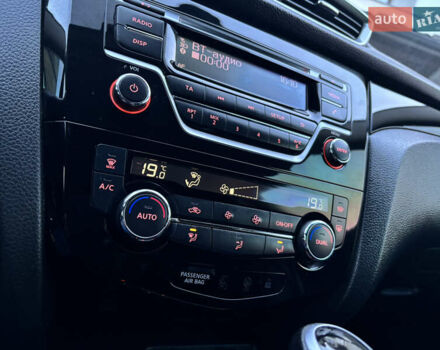 Синий Ниссан Кашкай, объемом двигателя 1.6 л и пробегом 186 тыс. км за 18790 $, фото 79 на Automoto.ua