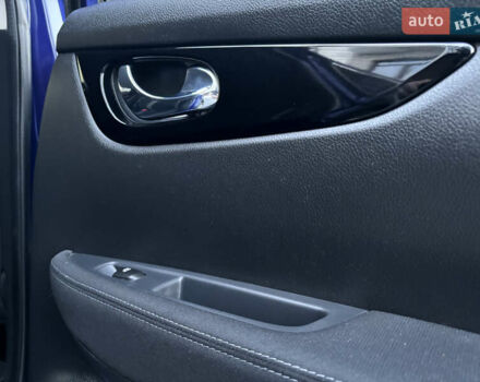 Синий Ниссан Кашкай, объемом двигателя 1.6 л и пробегом 186 тыс. км за 18790 $, фото 59 на Automoto.ua