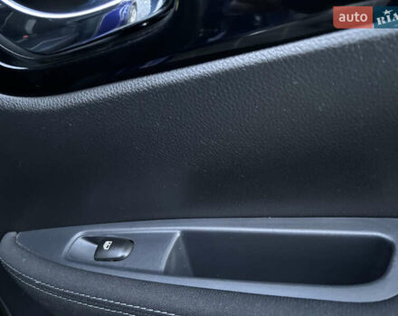 Синий Ниссан Кашкай, объемом двигателя 1.6 л и пробегом 186 тыс. км за 18790 $, фото 60 на Automoto.ua